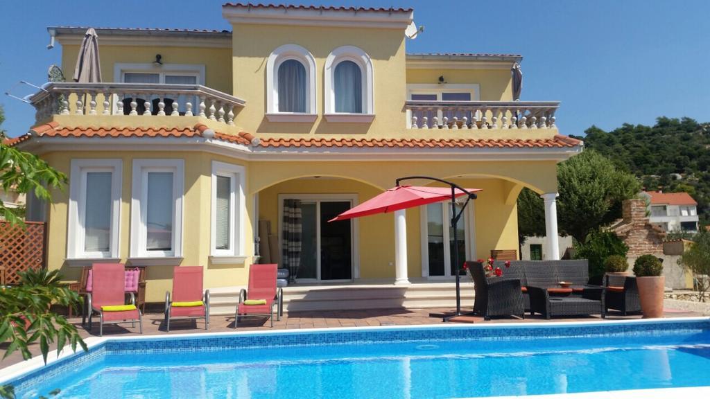 Villa Rosana Barbat na Rabu Екстериор снимка